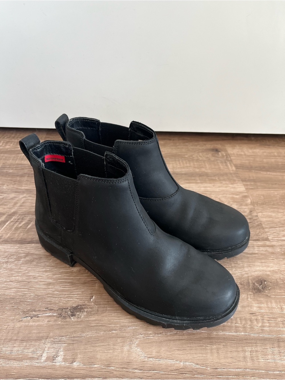 Sorel Waterproof Leather Chelsea Boots Women's Size 8.5 Black Ankle Booties